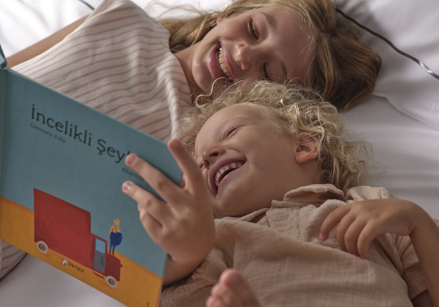 LARA BARUT COLLECTION 